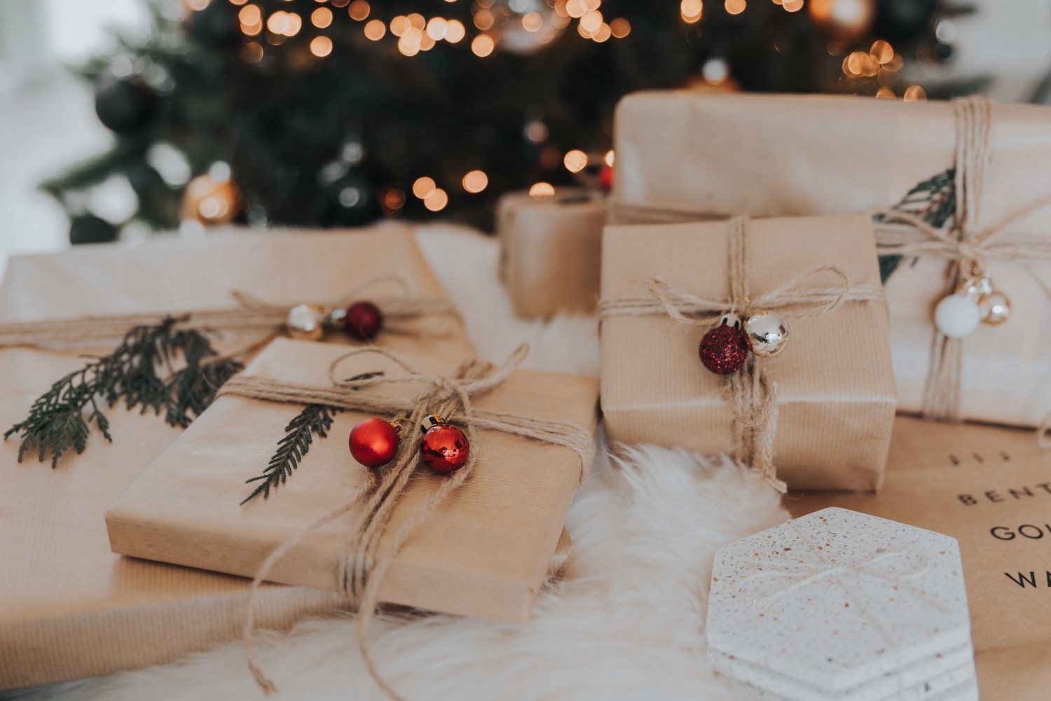 Originele Kerstcadeaus voor Mannen: Verras Hem Deze Feestdagen met Een Persoonlijk Geschenk post thumbnail image
